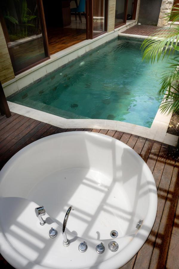 Sanata Luxury Villa Canggu Exterior foto